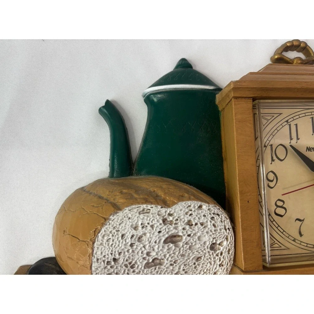 🙏Vintage Wall Clock Give Us This Day Our Daily Bread New Haven Quartz USA 1985